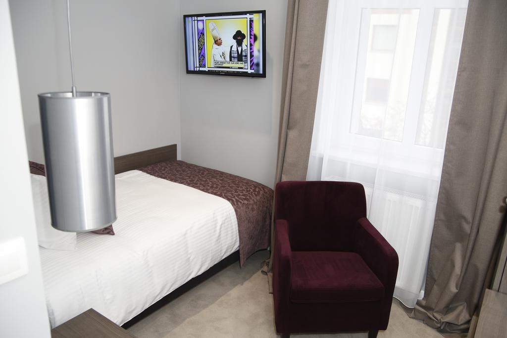 Hotel Chopin ビィドゴシュチュ 部屋 写真
